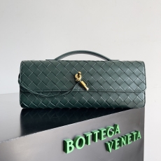 Bottega Veneta Clutch Bags